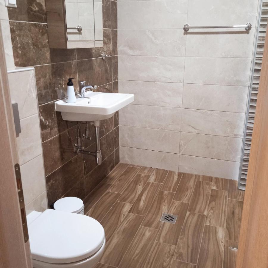 Apartment Nefelis Neoi Poroi